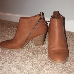 Ankle booties